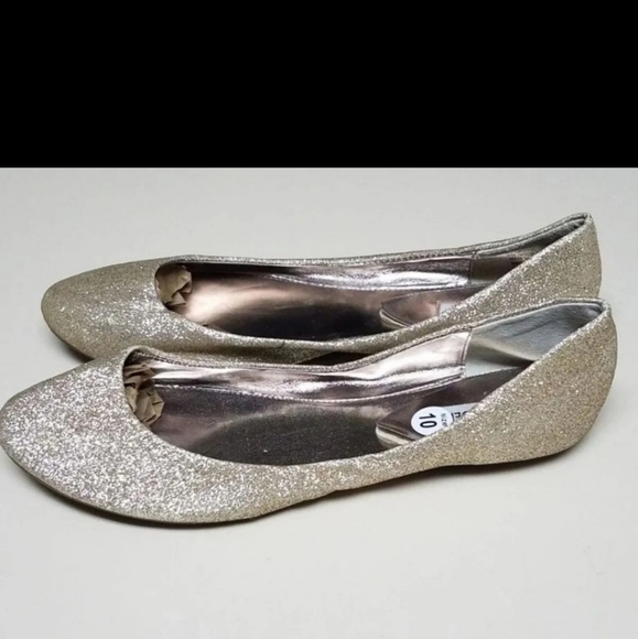 Steve Madden glittery gold flats Size 10 - Picture 3 of 6